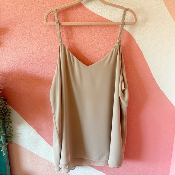 NWT Torrid Sophie Chiffon Swing Cami in Mushroom 3X - Picture 3 of 7